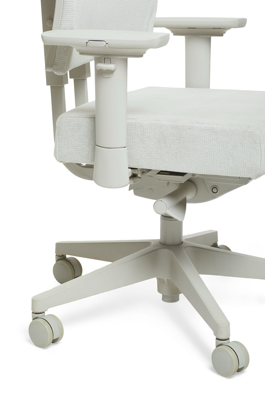 Boring Comfort Chair